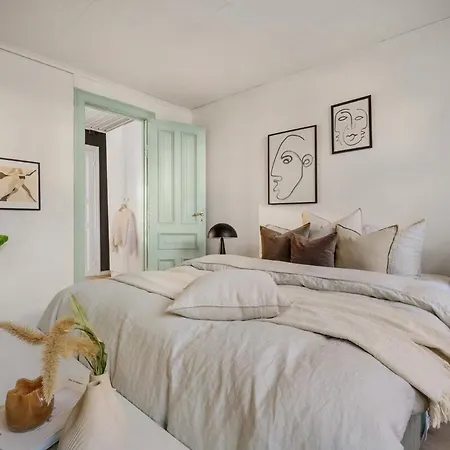 Cozy Hideaway With Private Balcony And Self Check In 公寓