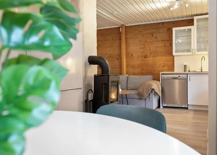 Cozy Hideaway With Private Balcony And Self Check In Leilighet *