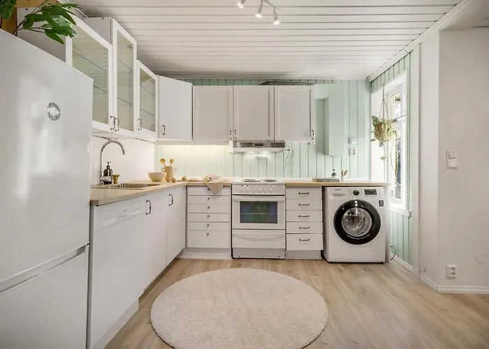 Apartament Cozy Hideaway With Private Balcony And Self Check In *