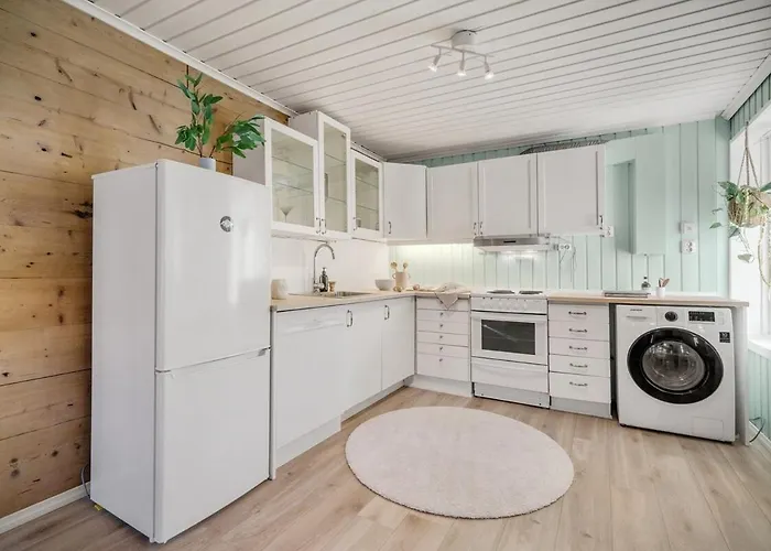 Cozy Hideaway With Private Balcony And Self Check In Leilighet Bergen