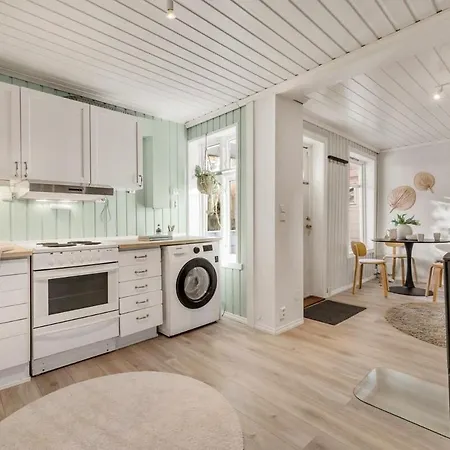 Apartmán Cozy Hideaway With Private Balcony And Self Check In